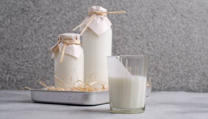 Kefir ist Nährstoffreich: Kefir ist eine sehr nahrhaftes Milchprodukt (Foto: Adobe Stock-Veronika Idiyat) 