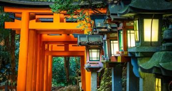 Erleben Sie die Kultur, Schönheit und Technik Südkoreas und Japans Entdecken Sie die Höhepunkte Südkoreas und Japans auf einer faszinierenden (Foto: AdobeStock - Grispb 357388542)