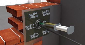 Werkzeuglose Elektrokabel-Durchführung EKD ermöglicht nachträgliche Leitungsverlegung in Gebäudewänden (Foto: Hauff-Technik GmbH & Co. KG)