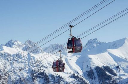 Frühes Pre-Opening am Fellhorn lockt Wintersportler mit frischem (Foto: OBERSTDORF KLEINWALSERTAL Bergbahnen)
