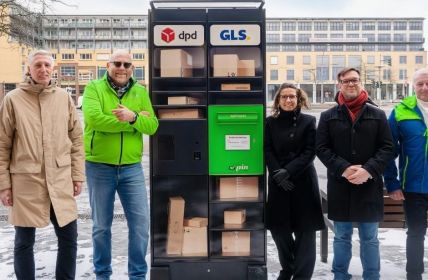 Berlin-Marzahn testet erstmals hybride Paketstationen mit integriertem (Foto: PIN AG Berlin)