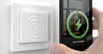 WallBase bringt magnetisches Qi-Laden direkt in die Wandinstallation (Foto: smart things solutions GmbH)